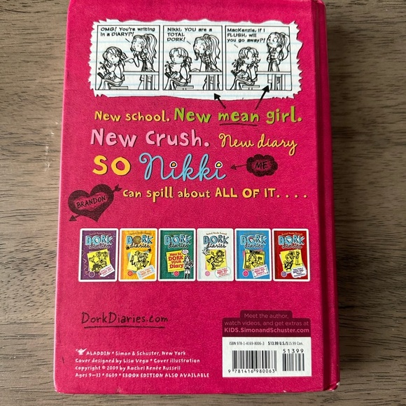 Dork Diaries book-Tales From a Not so Fabulous Life - Picture 2 of 2